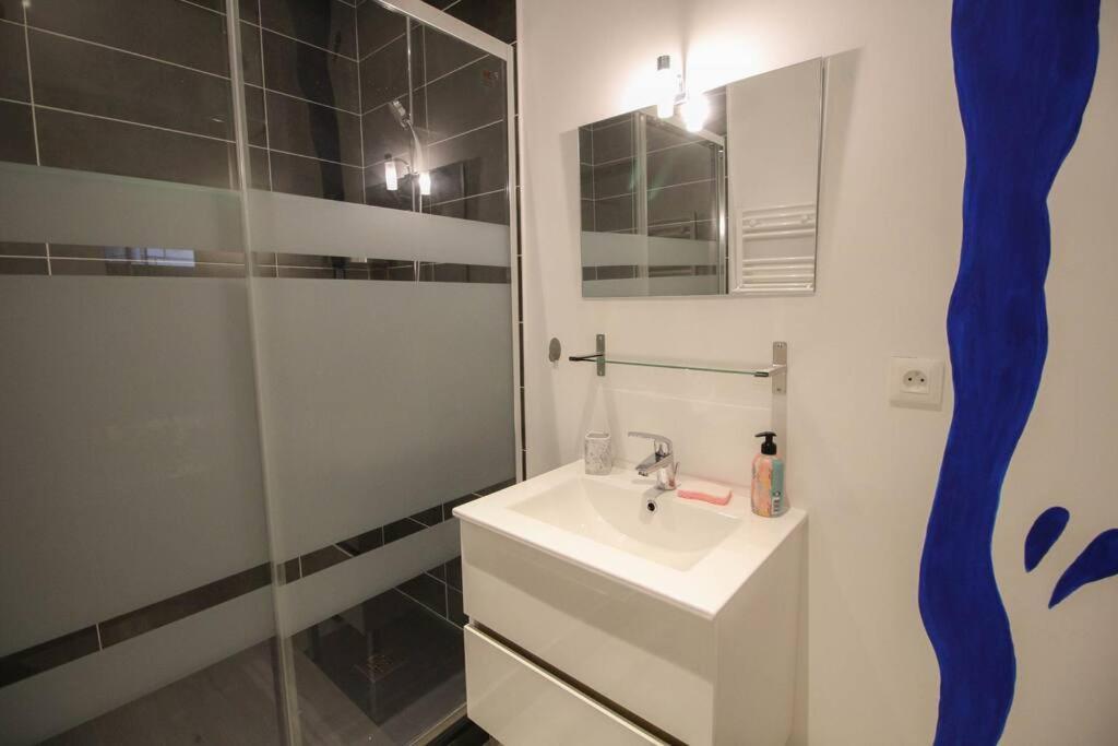 La Bd : Joli T2 Renove /Wi-Fi/Centre-Ville Angoulême Esterno foto